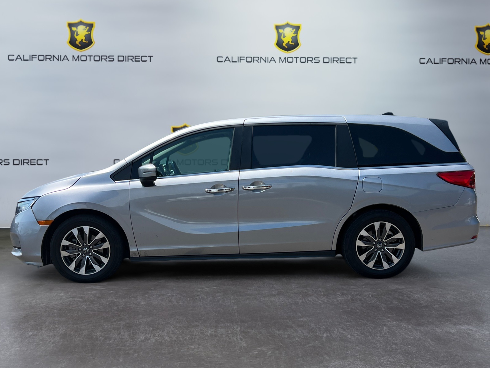 2022 Honda Odyssey EX-L photo 2