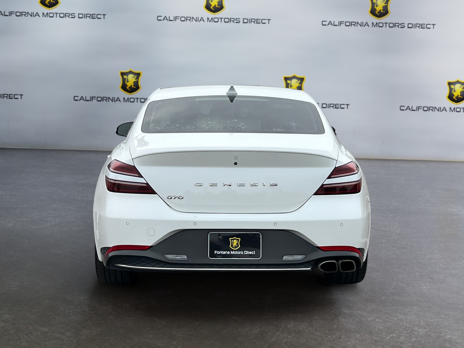 2022 Genesis G70 2.0T Prestige photo 4