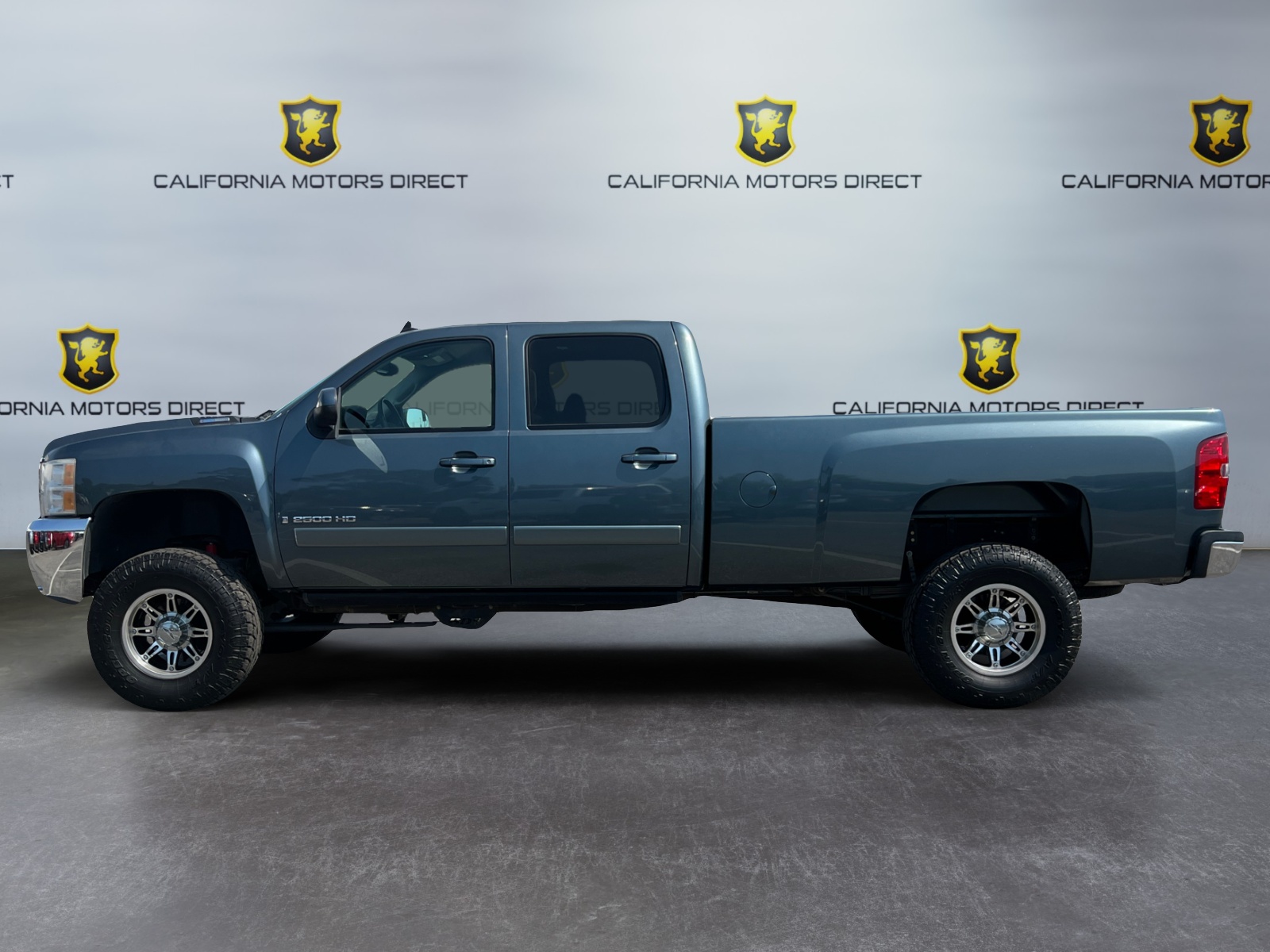 2008 Chevrolet Silverado 2500HD LTZ photo 2