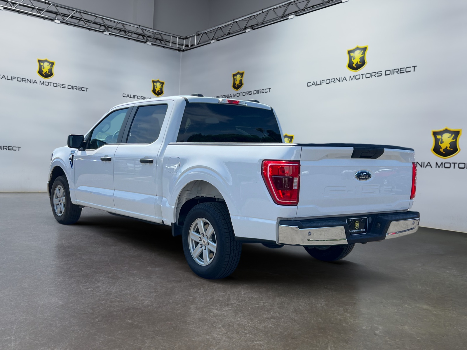 2023 Ford F-150 XLT photo 3
