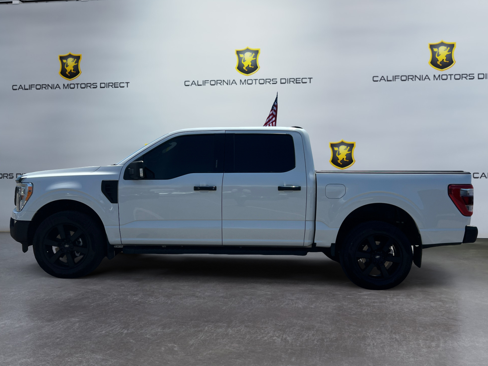 2022 Ford F-150 Lariat photo 2