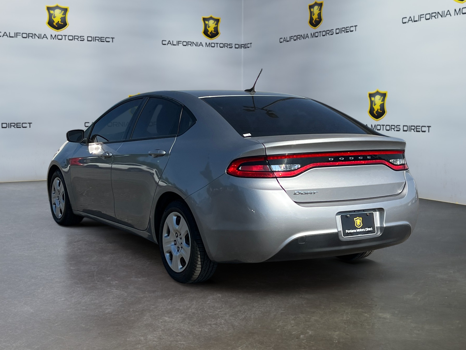 2015 Dodge Dart SE photo 3