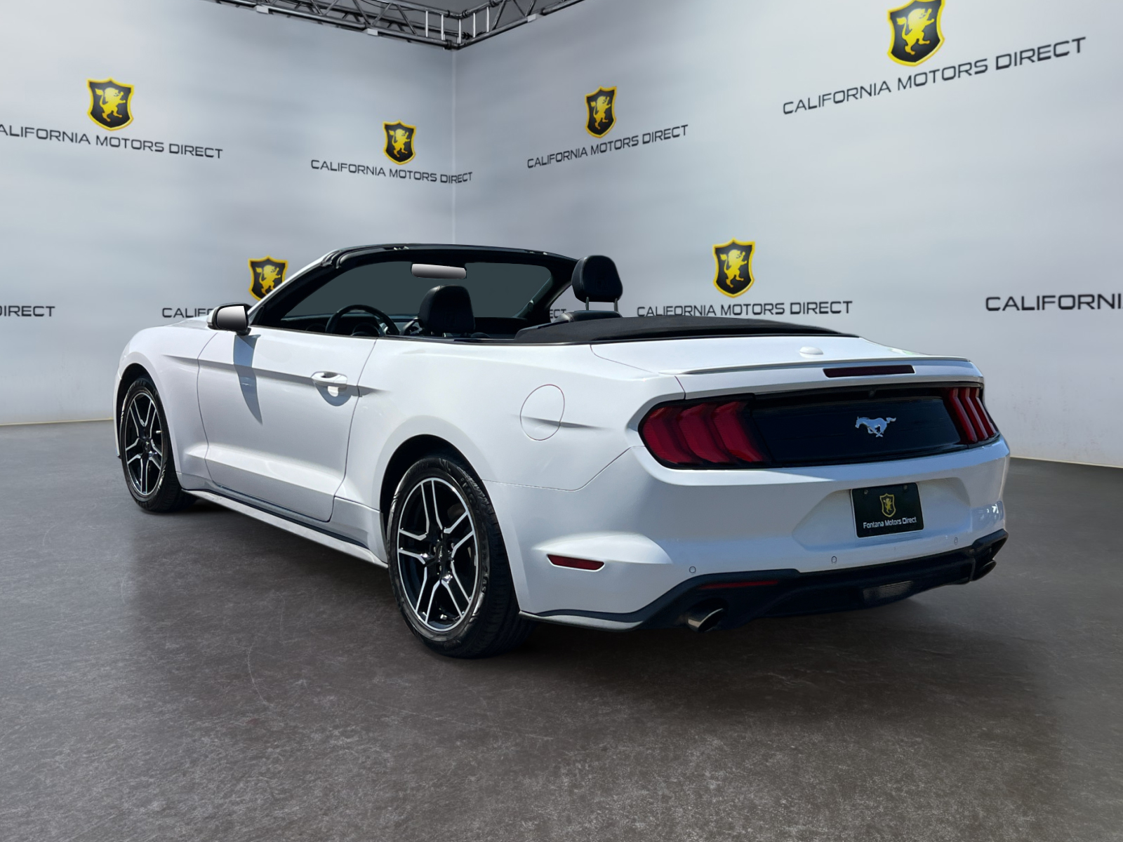 2021 Ford Mustang EcoBoost Premium photo 3