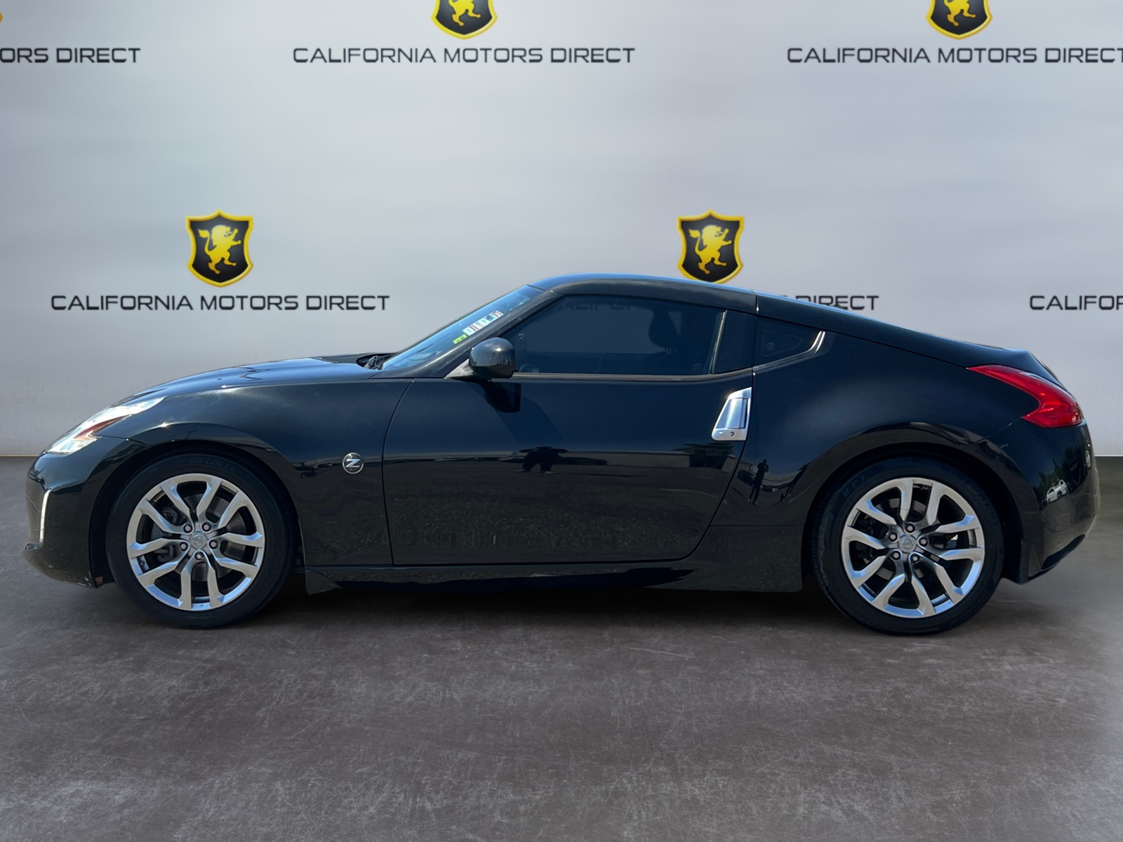 2014 Nissan 370Z photo 2