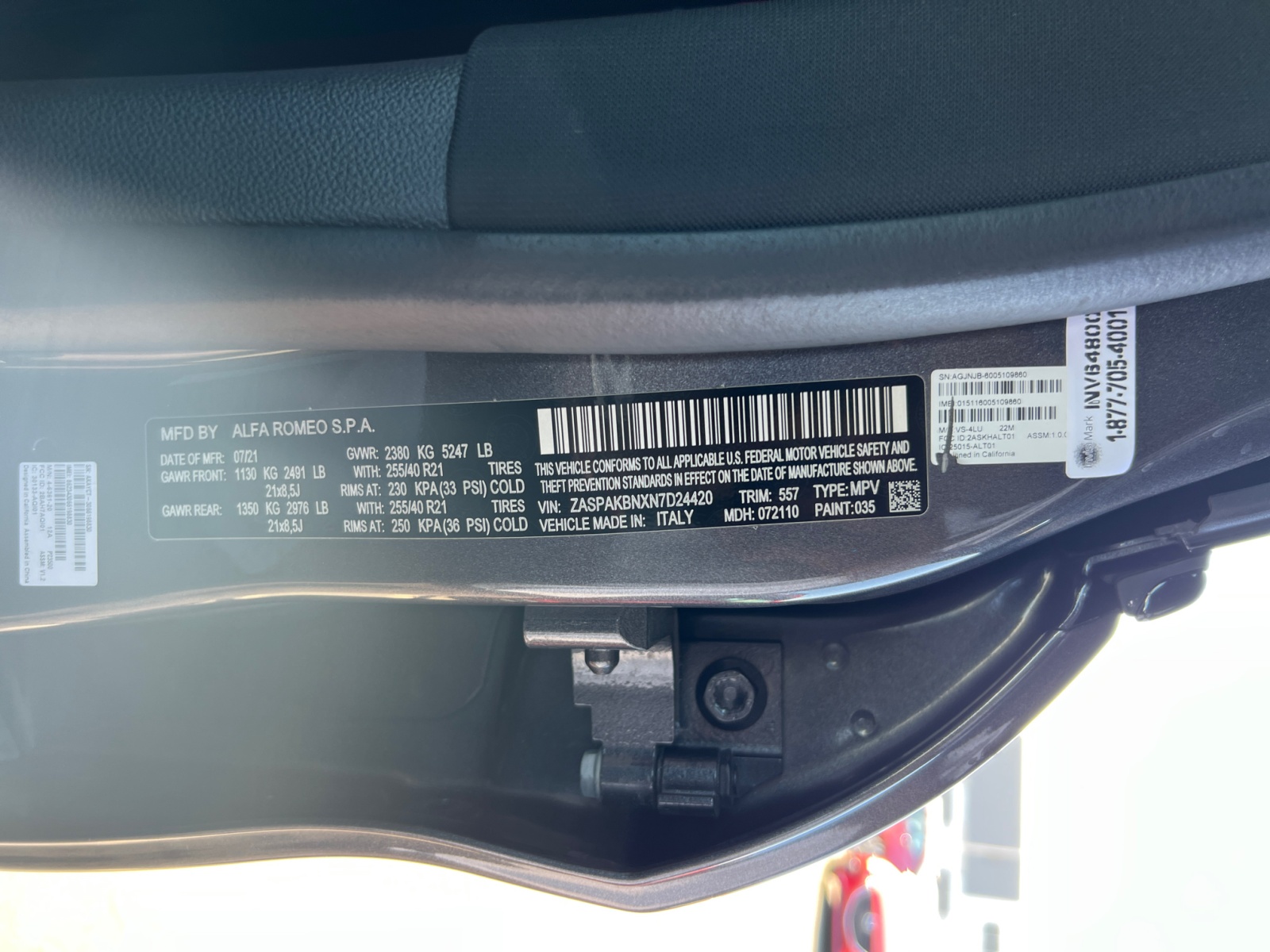 2022 Alfa Romeo Stelvio Sport photo 2