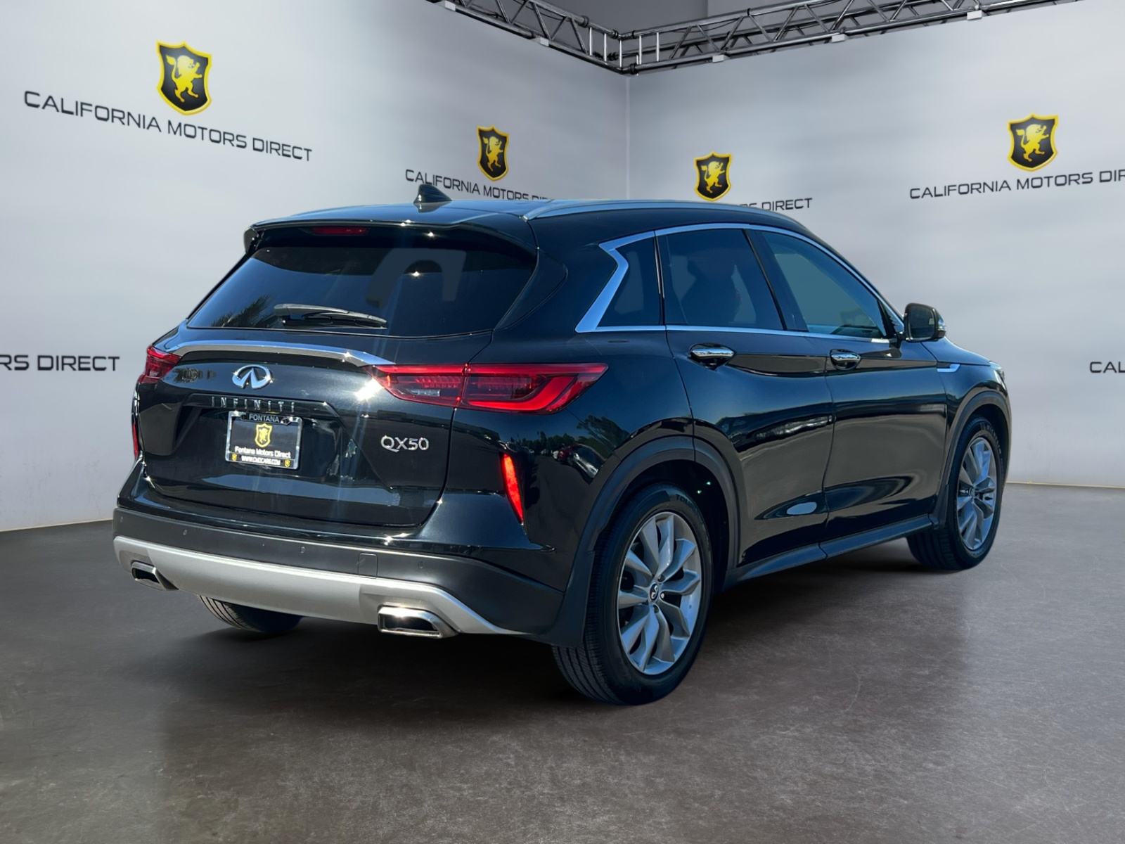 2019 Infiniti QX50 Essential photo 4