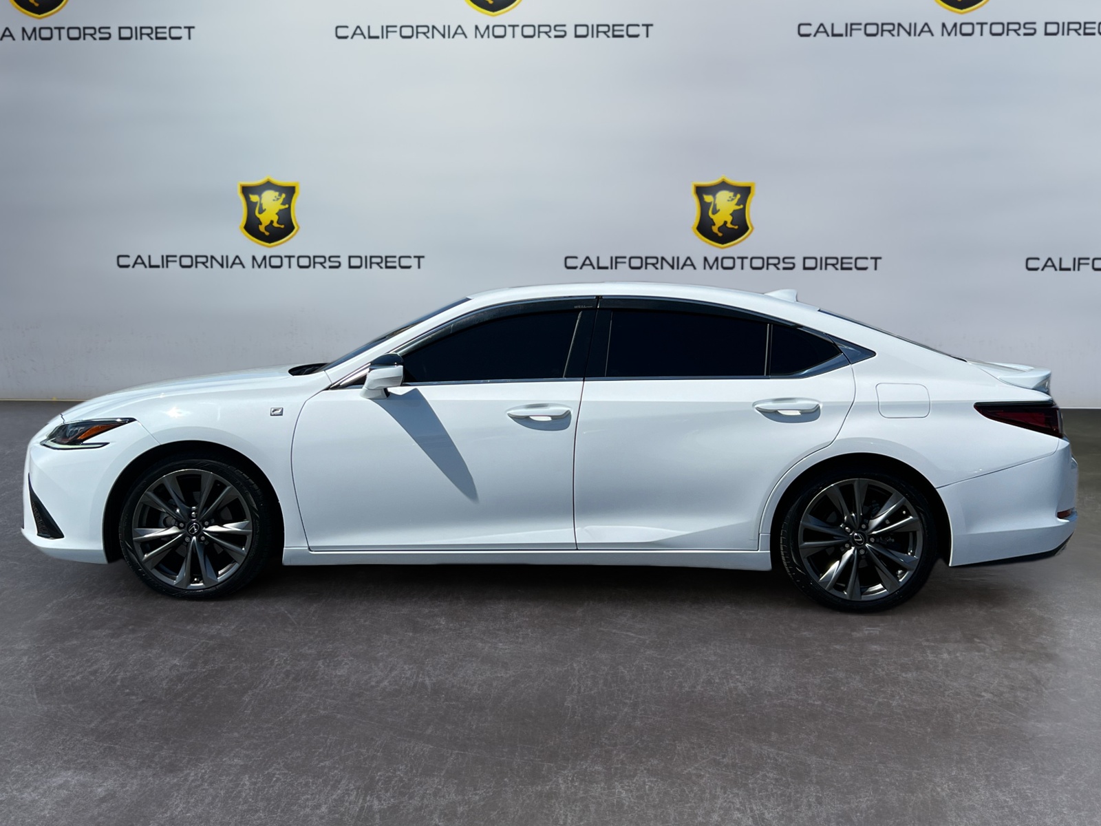 2020 Lexus ES 350 F SPORT photo 2