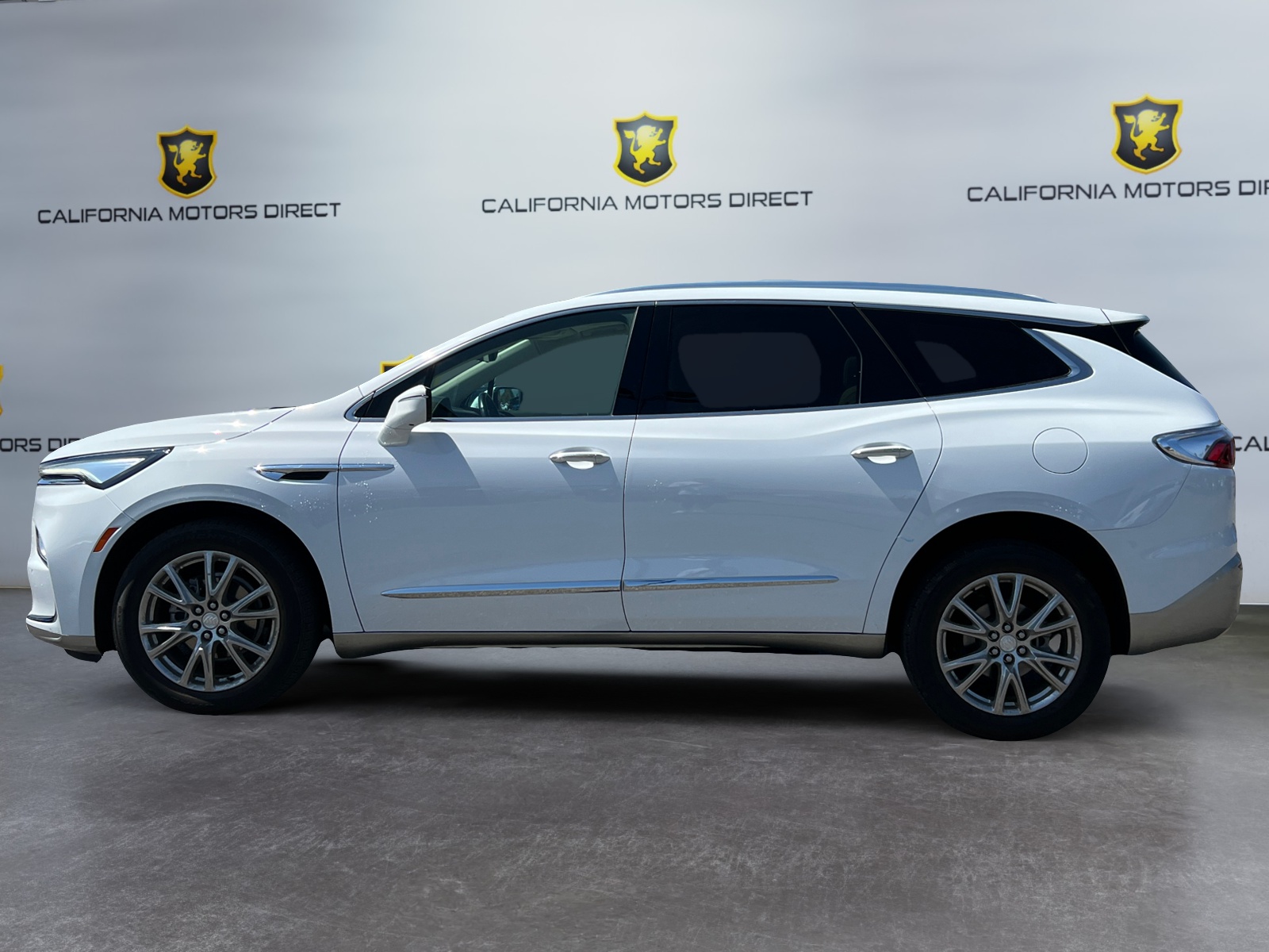 2022 Buick Enclave Essence photo 2