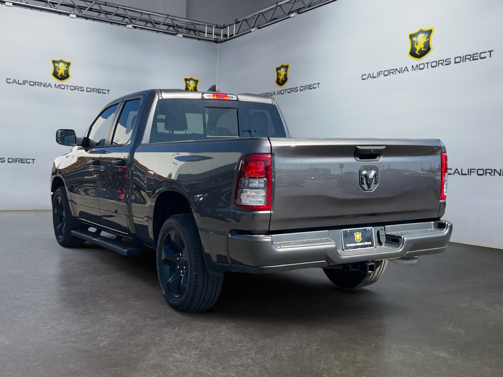 2023 Ram 1500 Tradesman photo 3