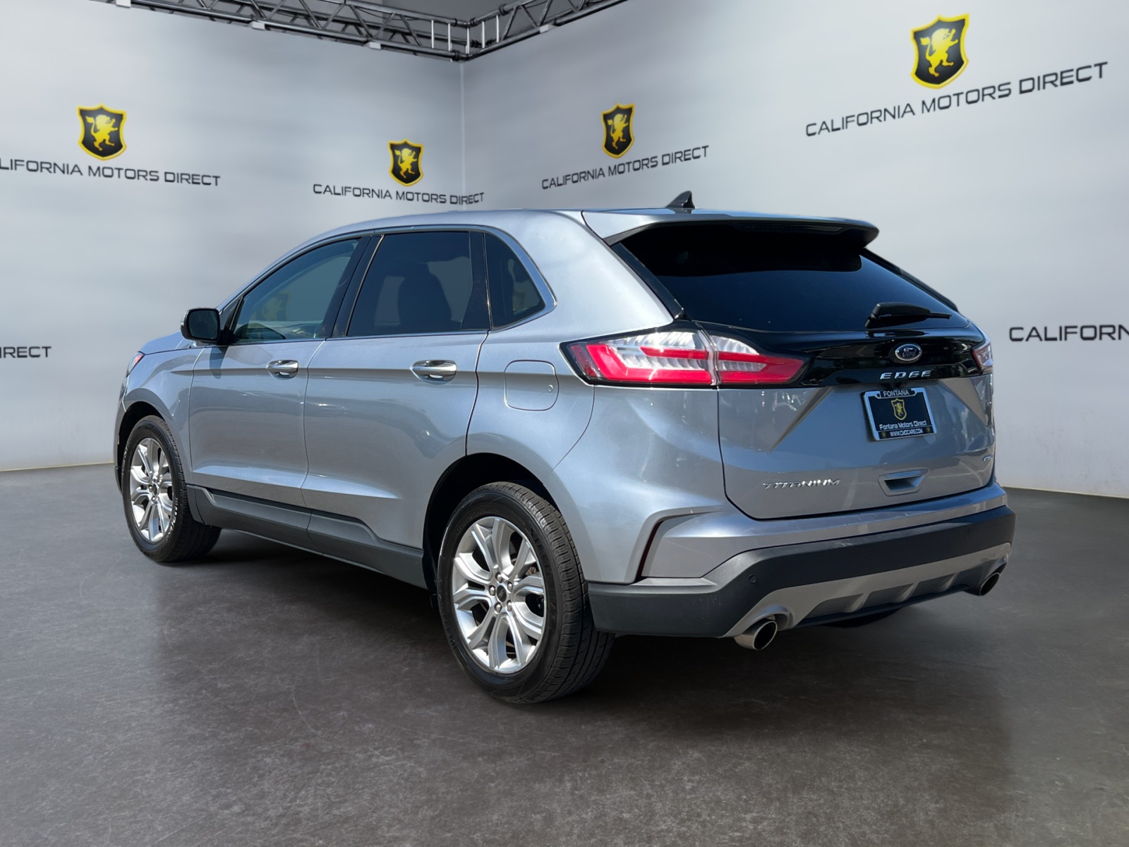 2024 Ford Edge Titanium photo 3