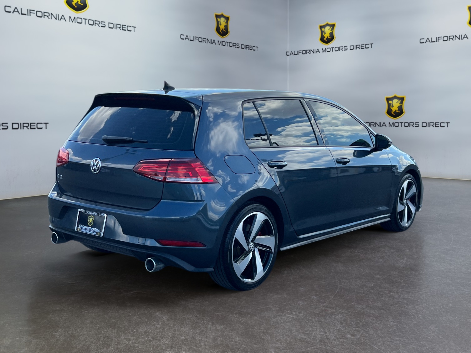 2018 Volkswagen Golf GTI photo 4