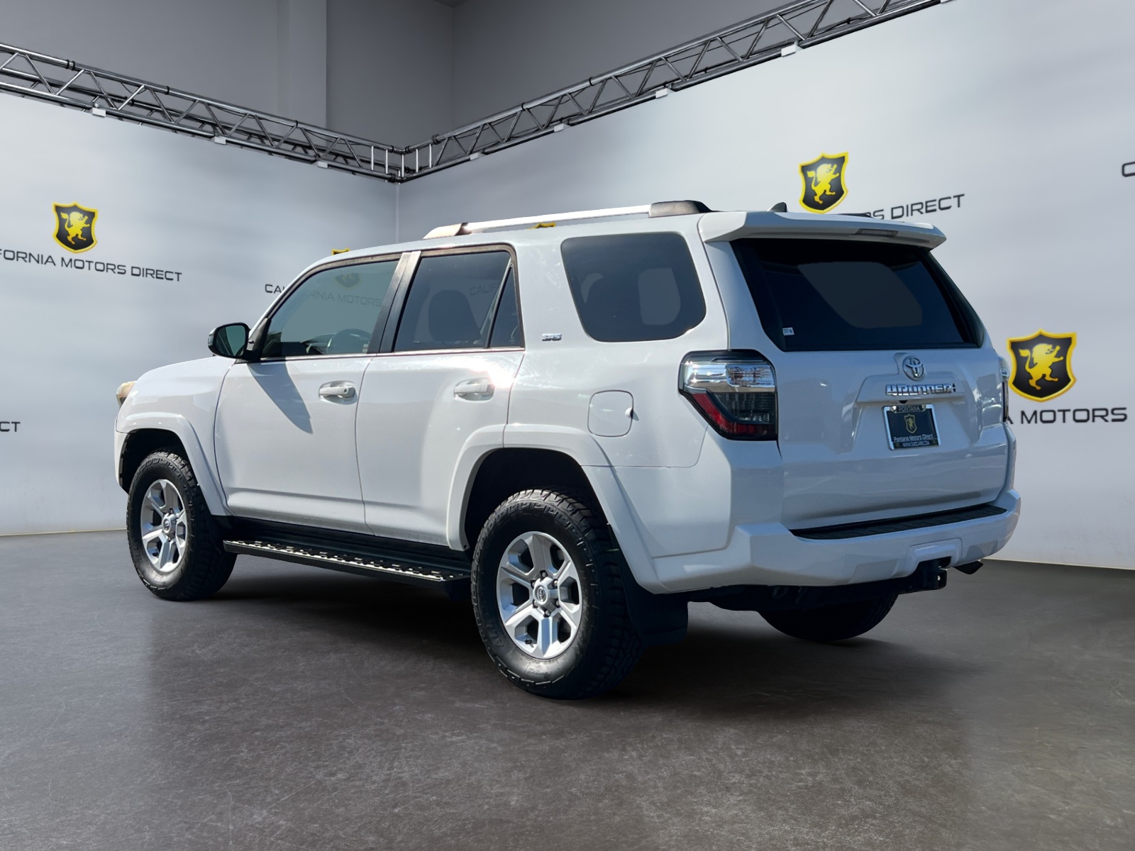 2021 Toyota 4Runner SR5 photo 3