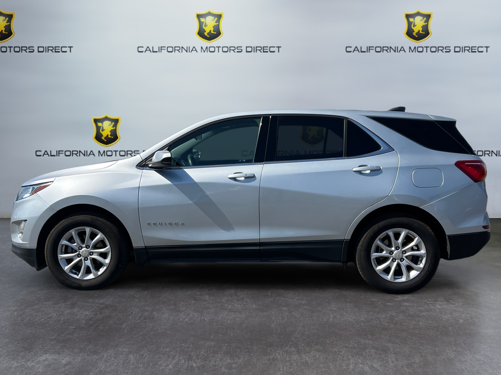 2020 Chevrolet Equinox LT photo 2