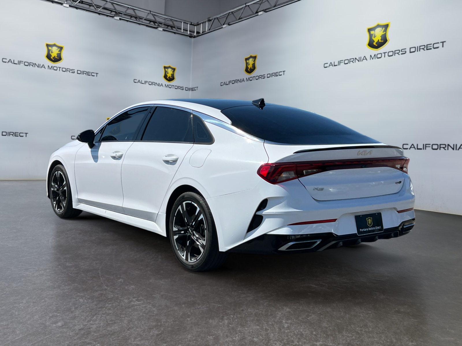2022 Kia K5 GT-Line photo 3
