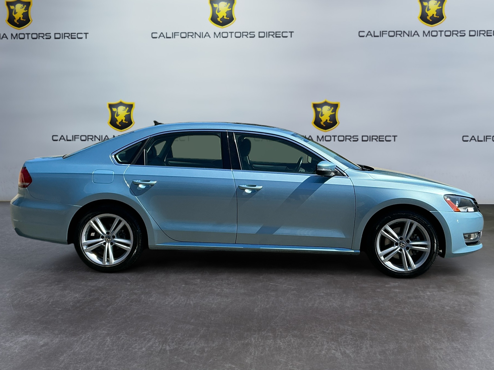 2013 Volkswagen Passat SE photo 4