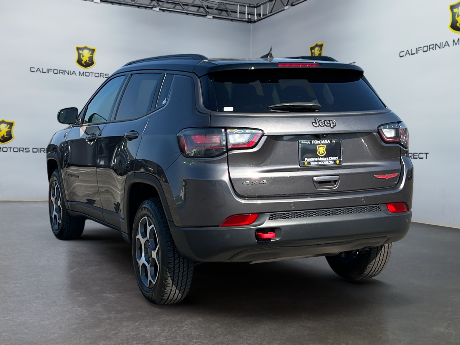 2022 Jeep Compass Trailhawk photo 2