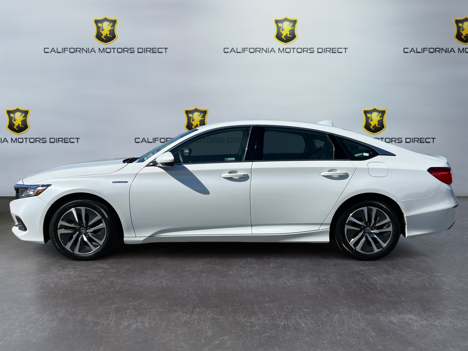 2021 Honda Accord Hybrid photo 2