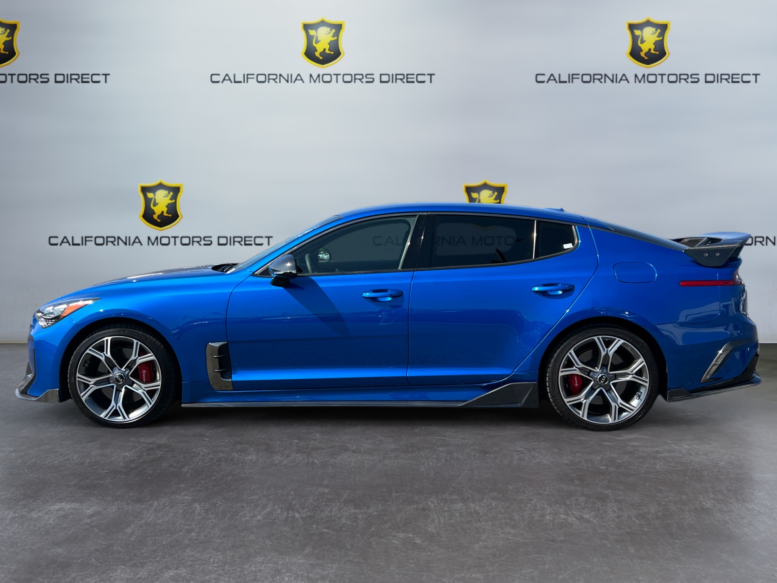 2019 Kia Stinger GT photo 2