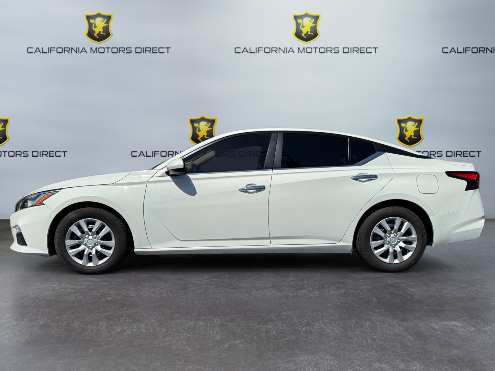 2020 Nissan Altima 2.5 S photo 2
