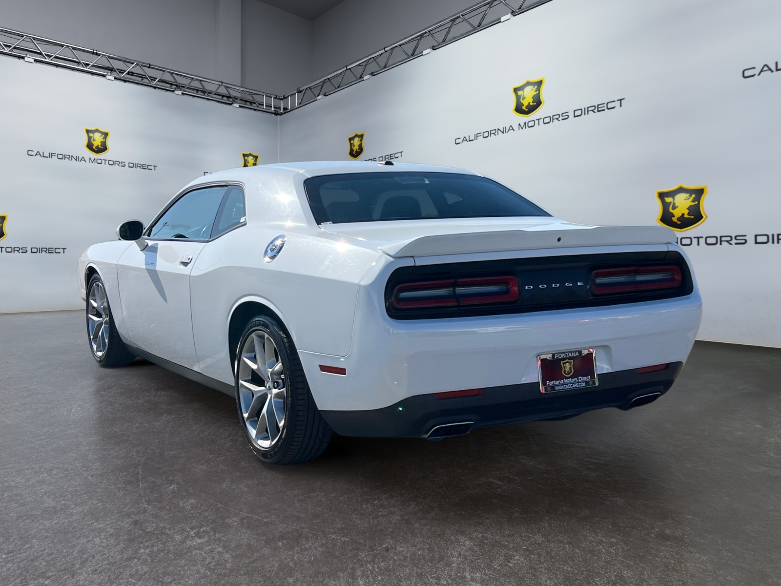 2022 Dodge Challenger GT photo 2