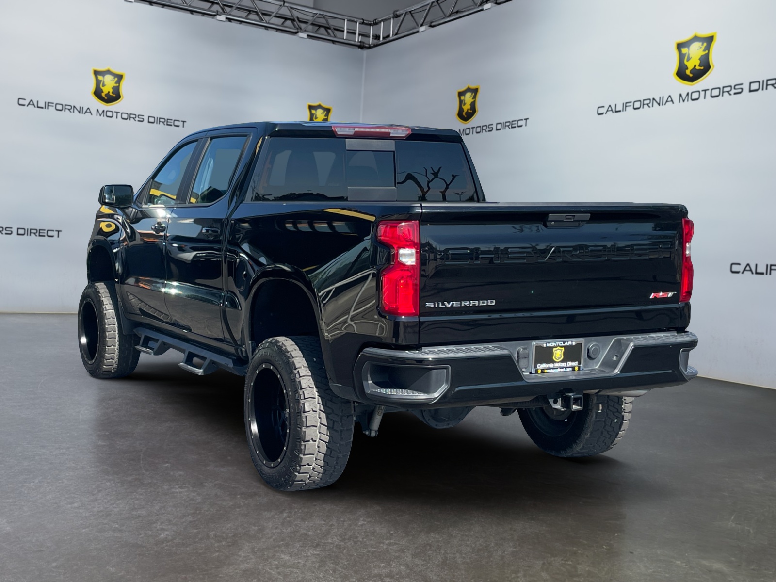 2020 Chevrolet Silverado 1500 RST photo 3