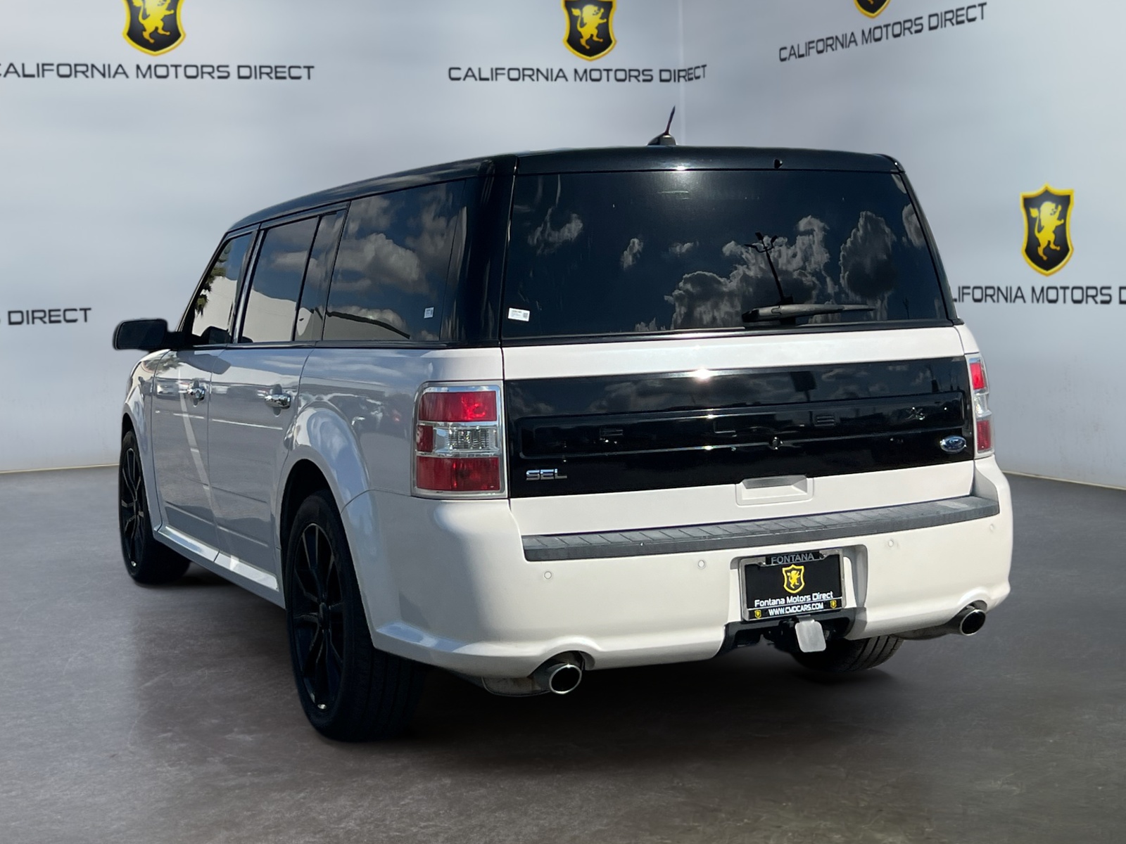 2019 Ford Flex SEL photo 2