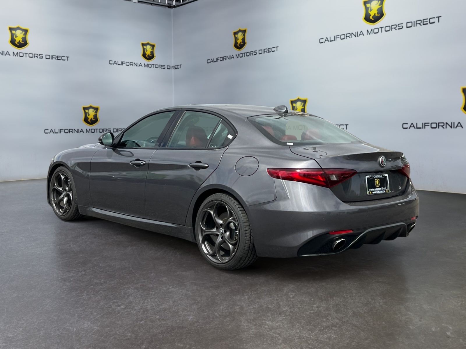 2018 Alfa Romeo Giulia Ti Sport photo 3
