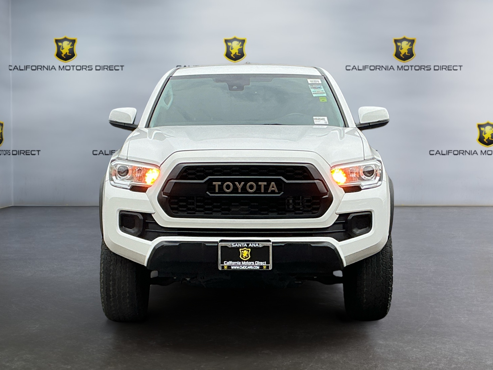 2022 Toyota Tacoma SR5 Trail Edition photo 2