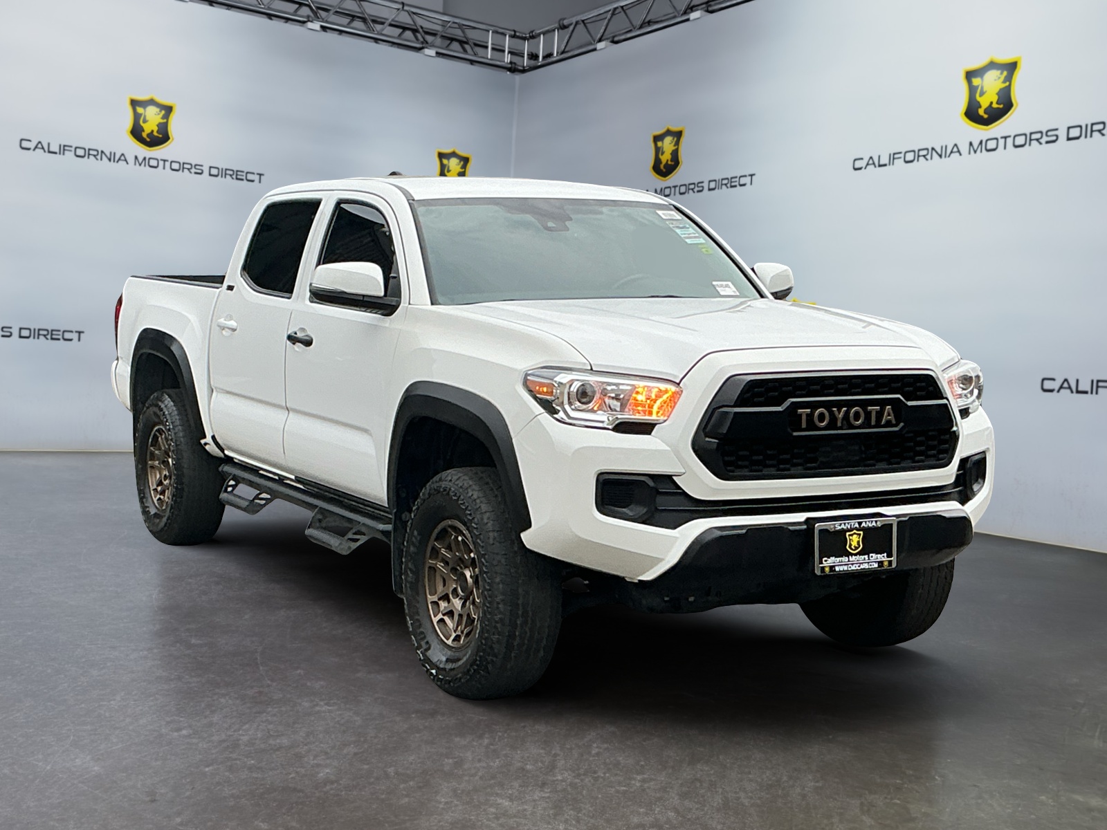 2022 Toyota Tacoma SR5 Trail Edition photo 3