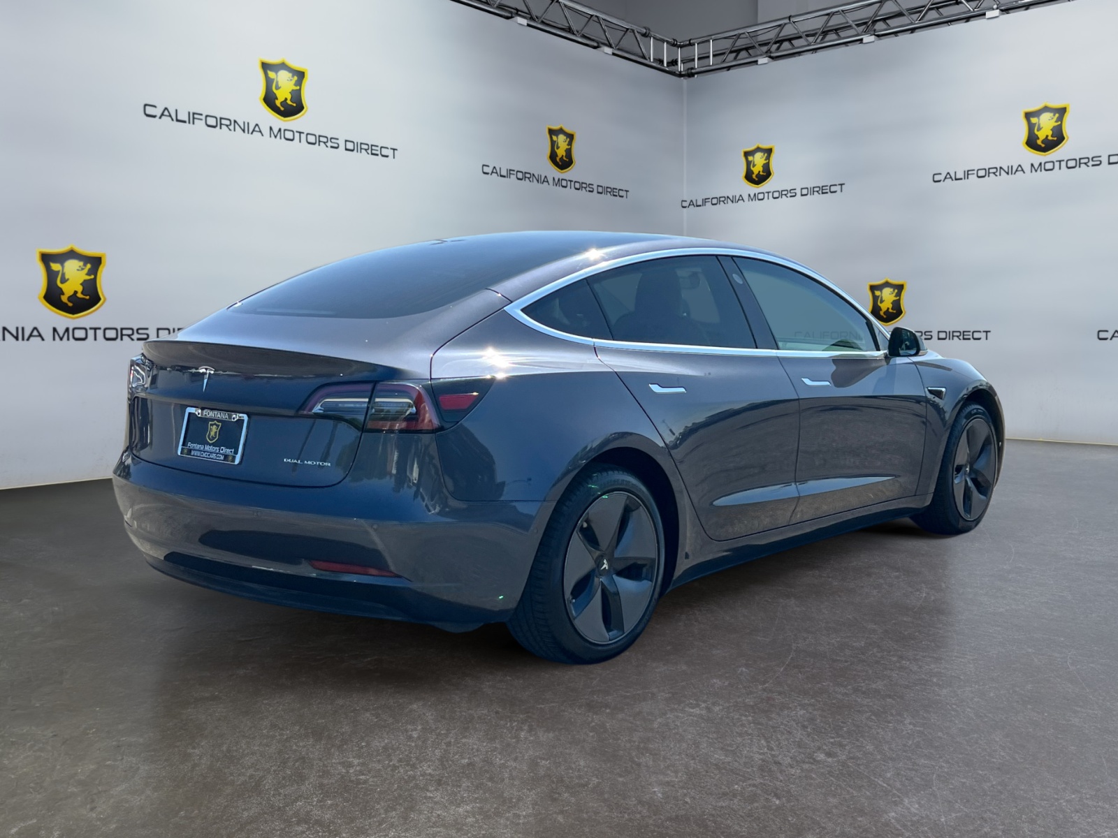 2018 Tesla Model 3 Long Range photo 2
