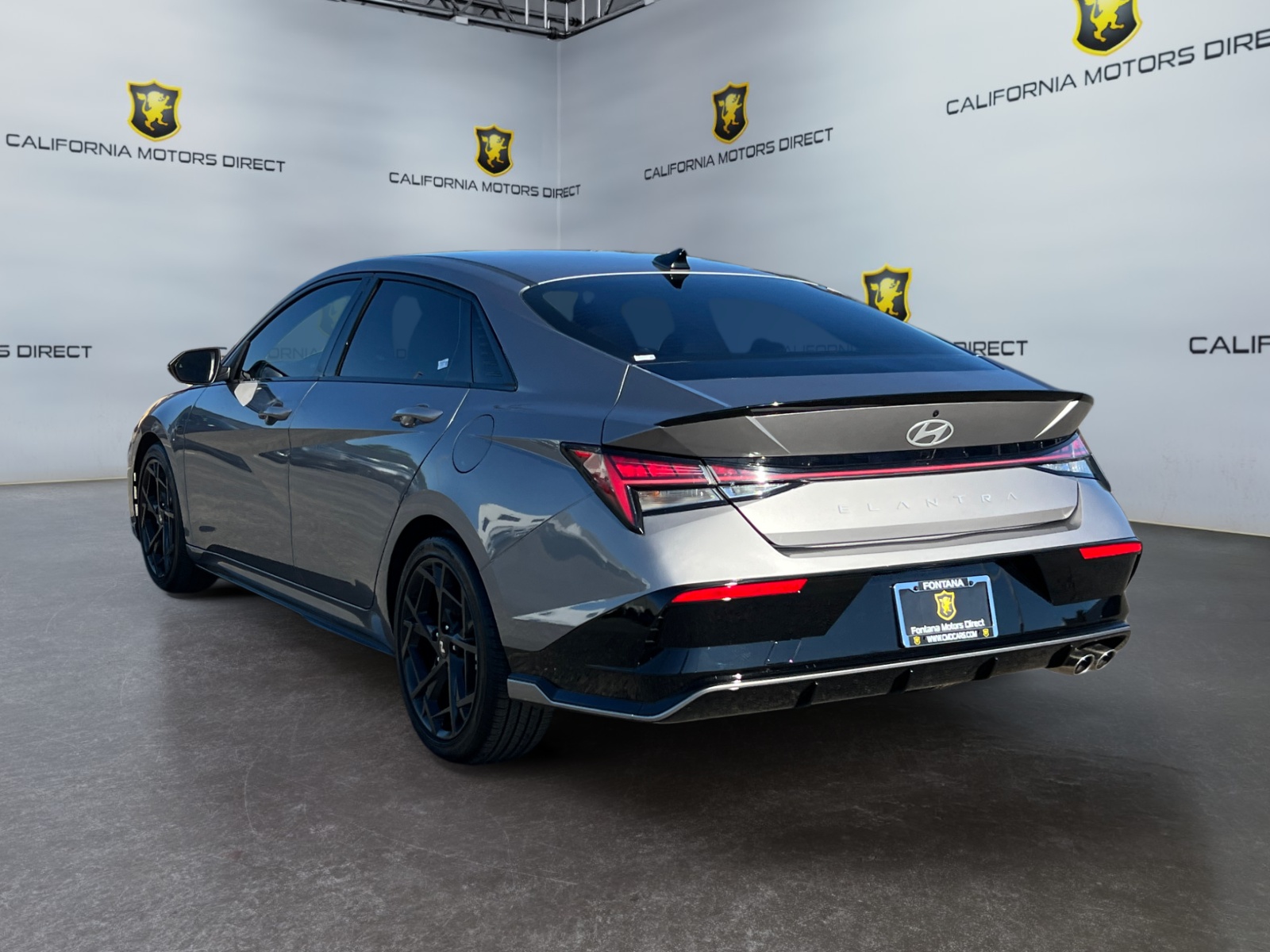 2024 Hyundai Elantra N Line photo 3