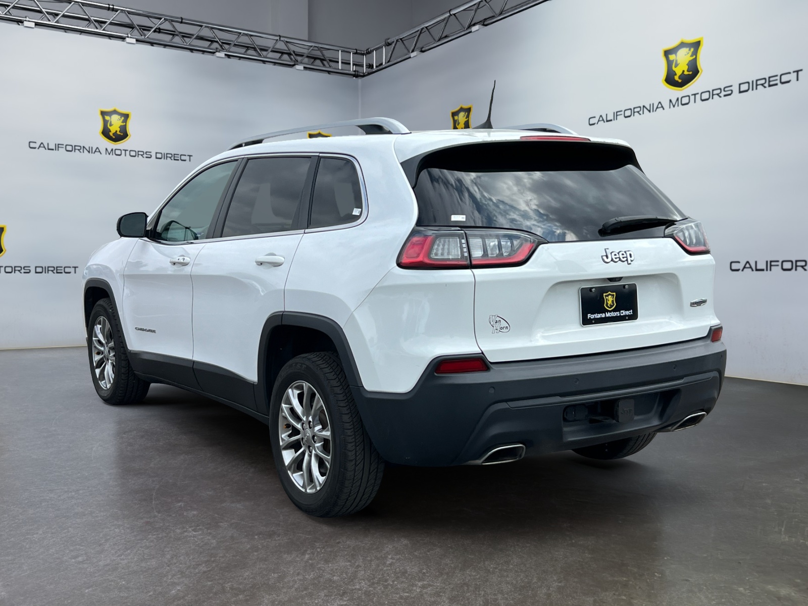 2019 Jeep Cherokee Latitude photo 2