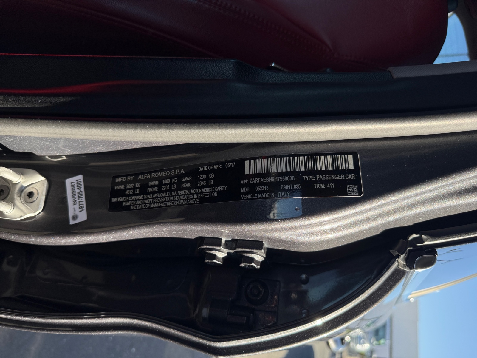 2017 Alfa Romeo Giulia photo 2