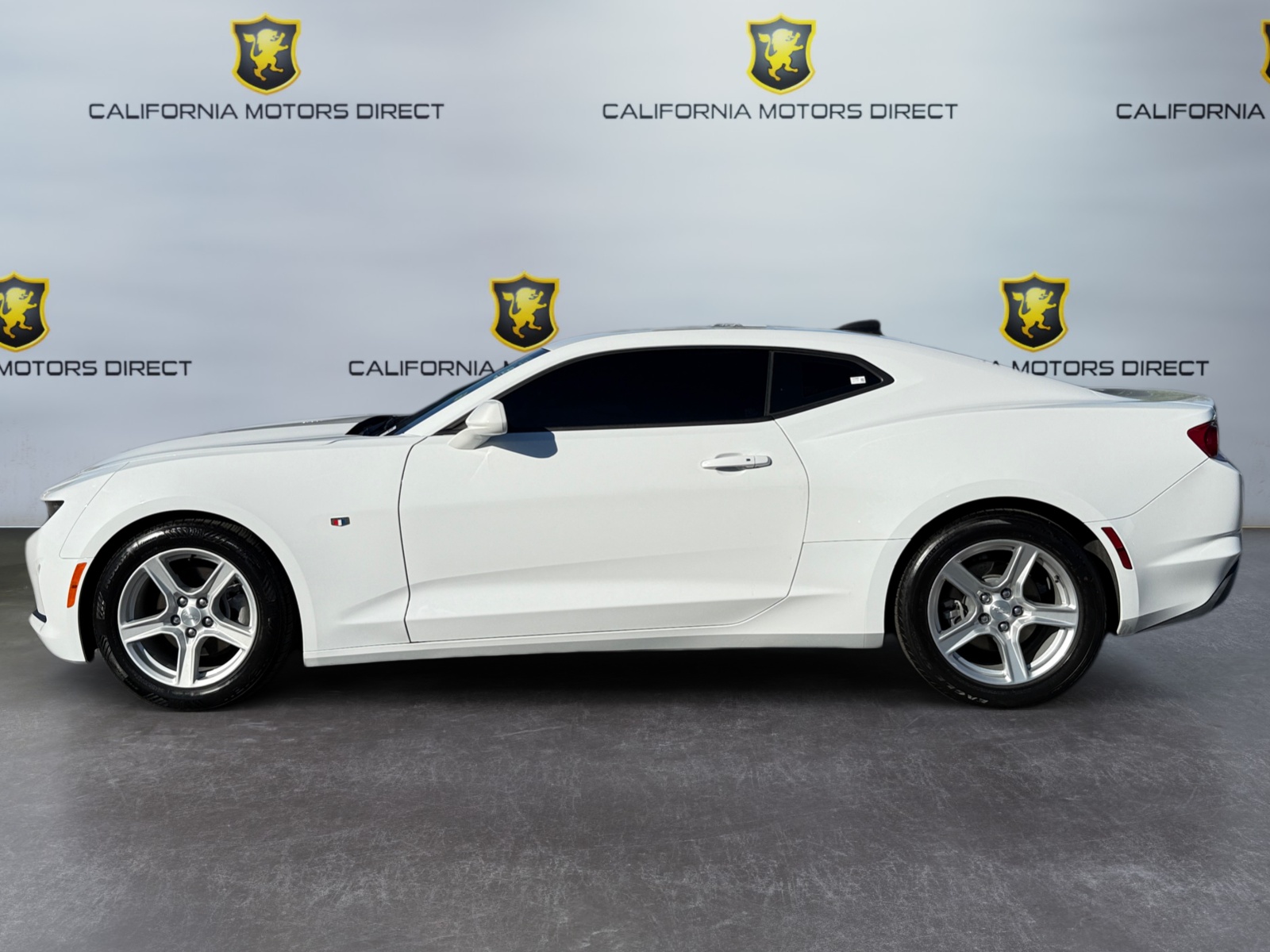 2023 Chevrolet Camaro 1LS 1LT photo 3