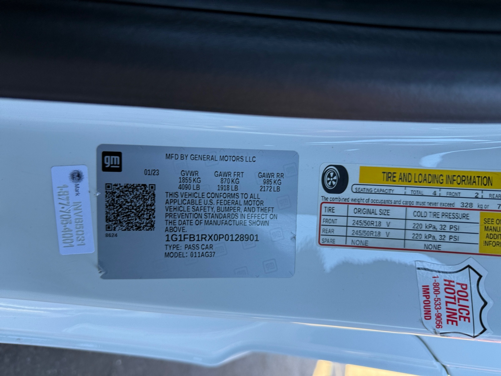 2023 Chevrolet Camaro 1LS 1LT photo 2