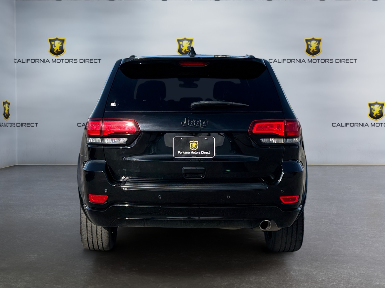 2021 Jeep Grand Cherokee Laredo X photo 4