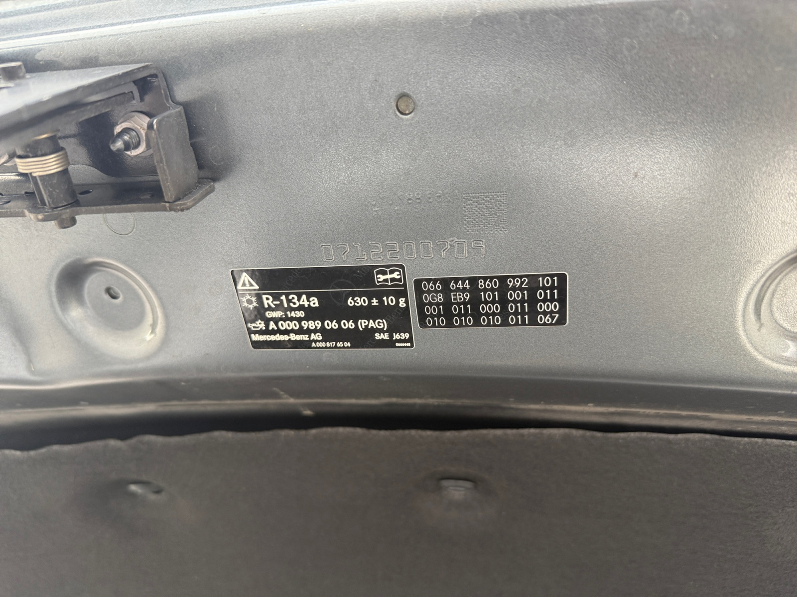 2021 Mercedes-Benz GLC GLC300 - Photo 14