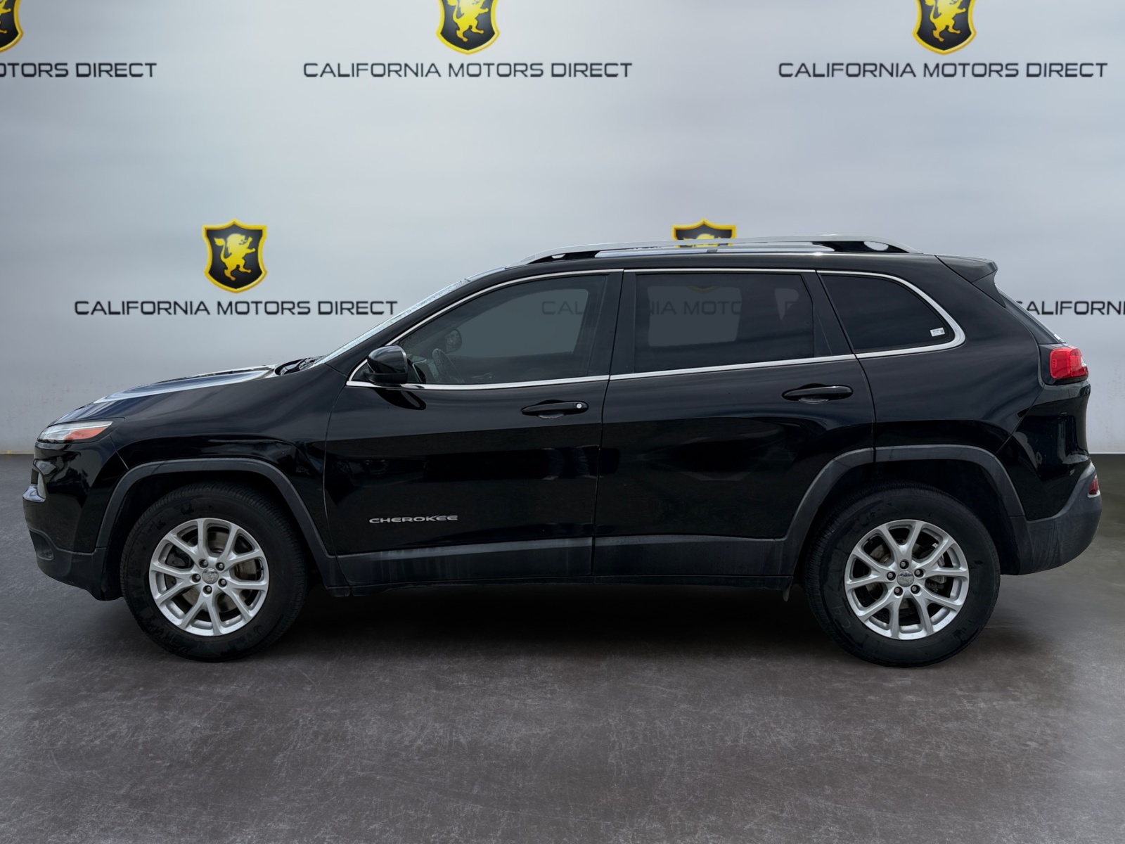 View vehicle photo 2