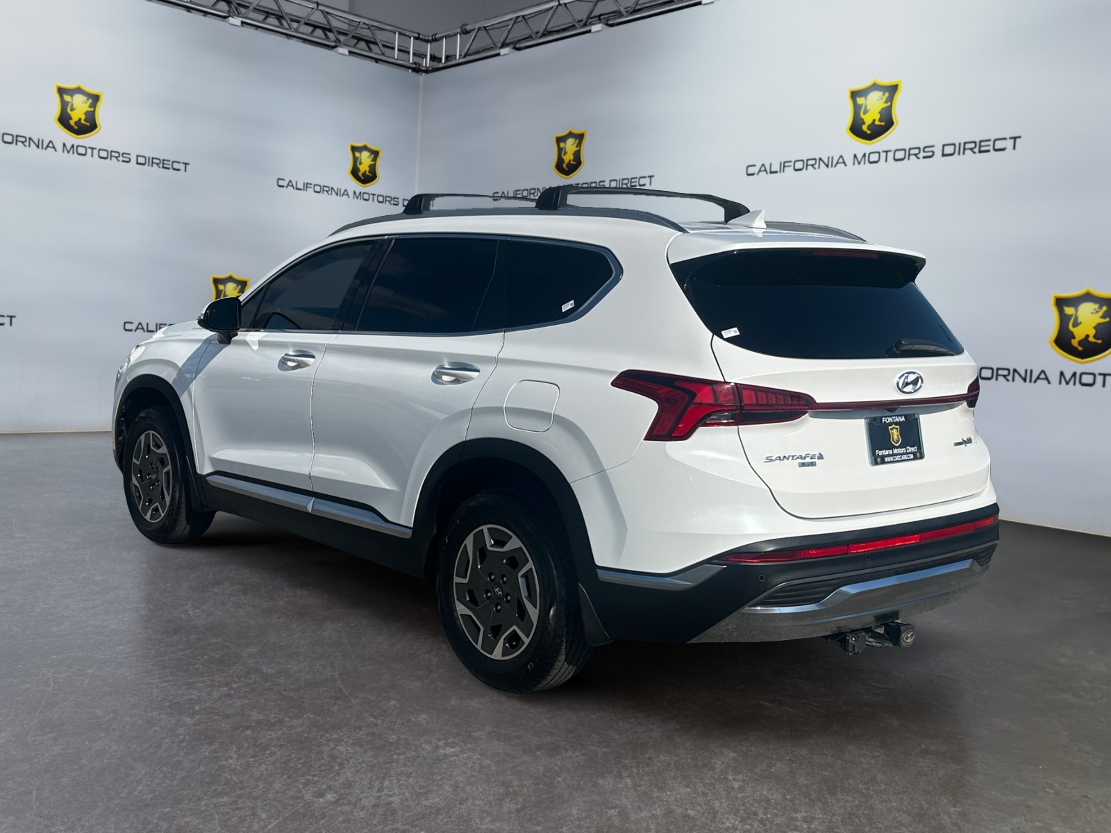 View vehicle photo 3