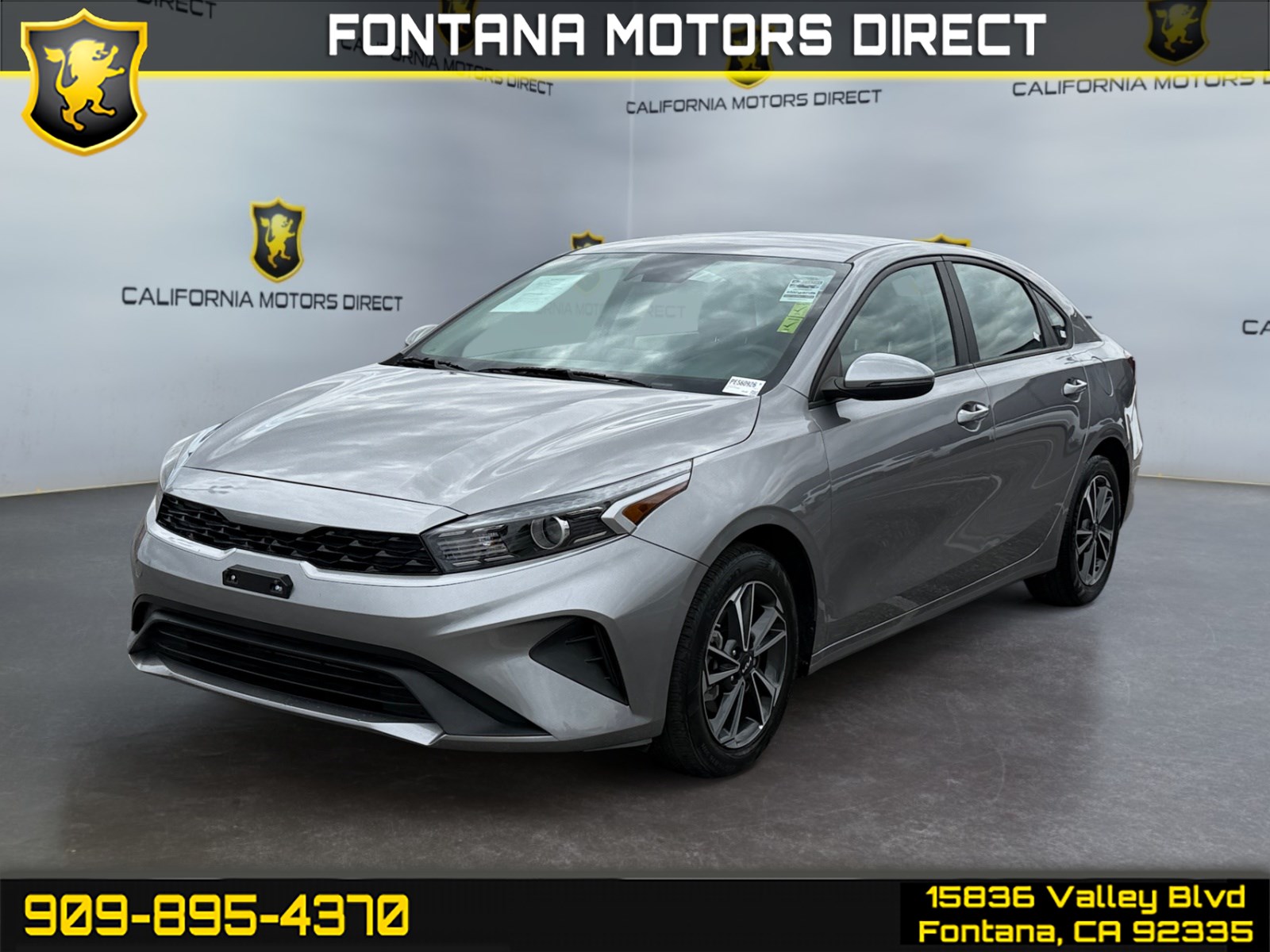 2023 Kia Forte LXS AT's photo
