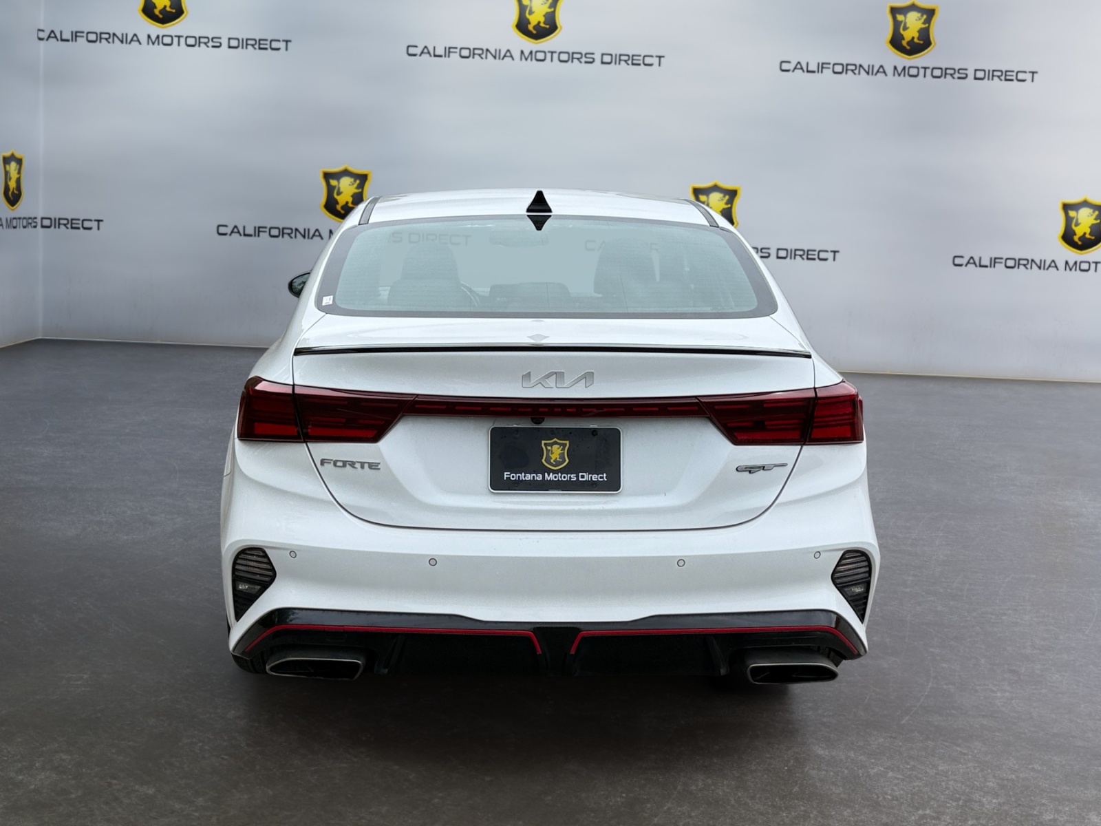 View vehicle photo 4