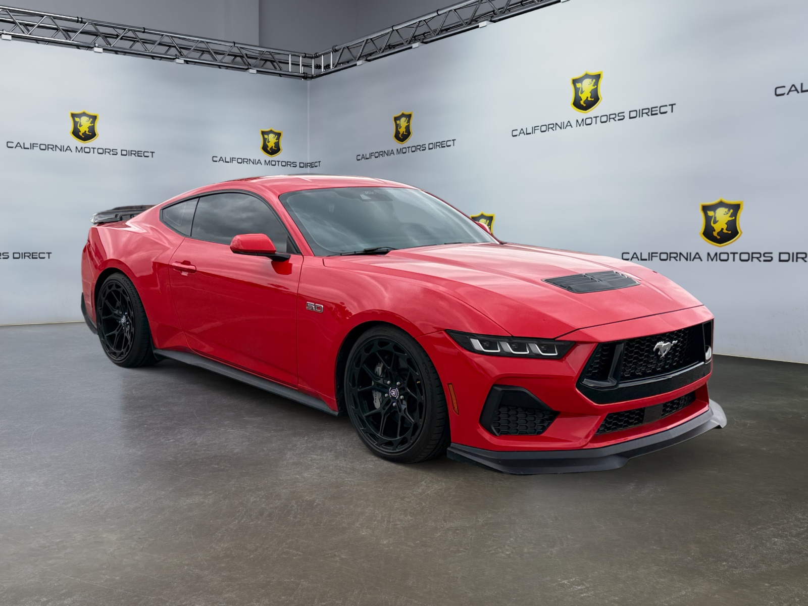 View vehicle photo 7