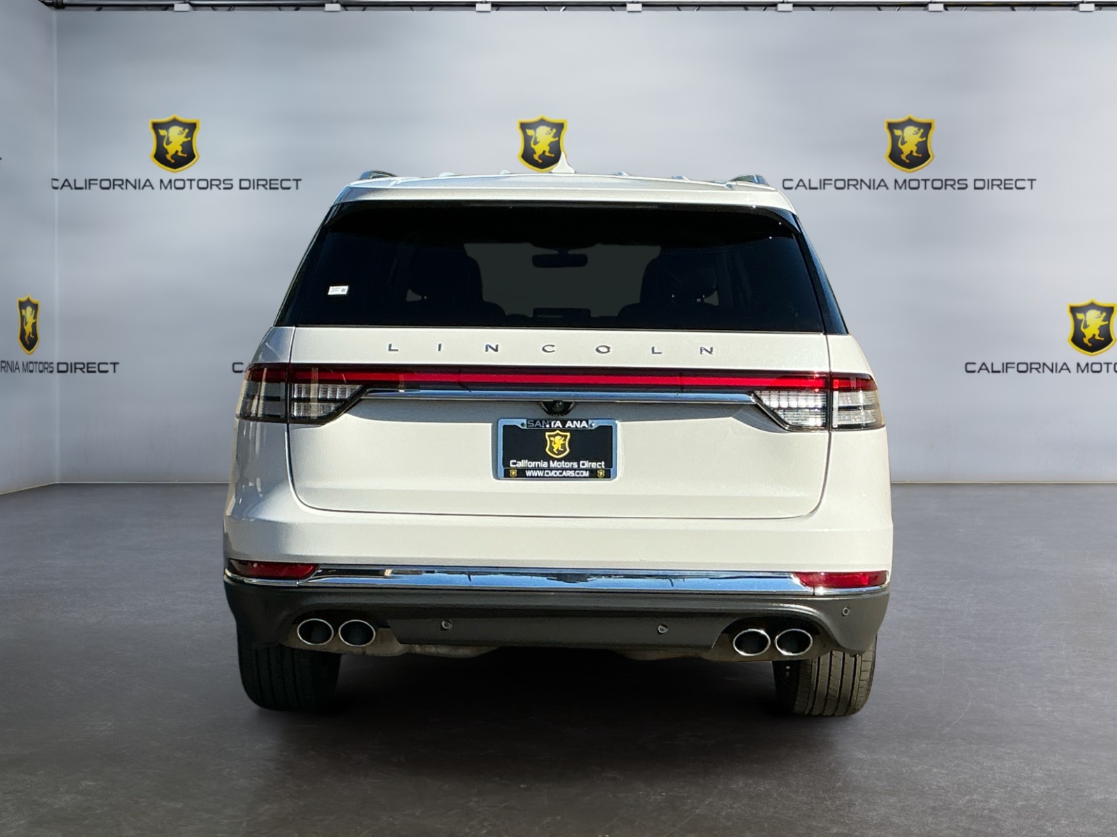 View vehicle photo 6