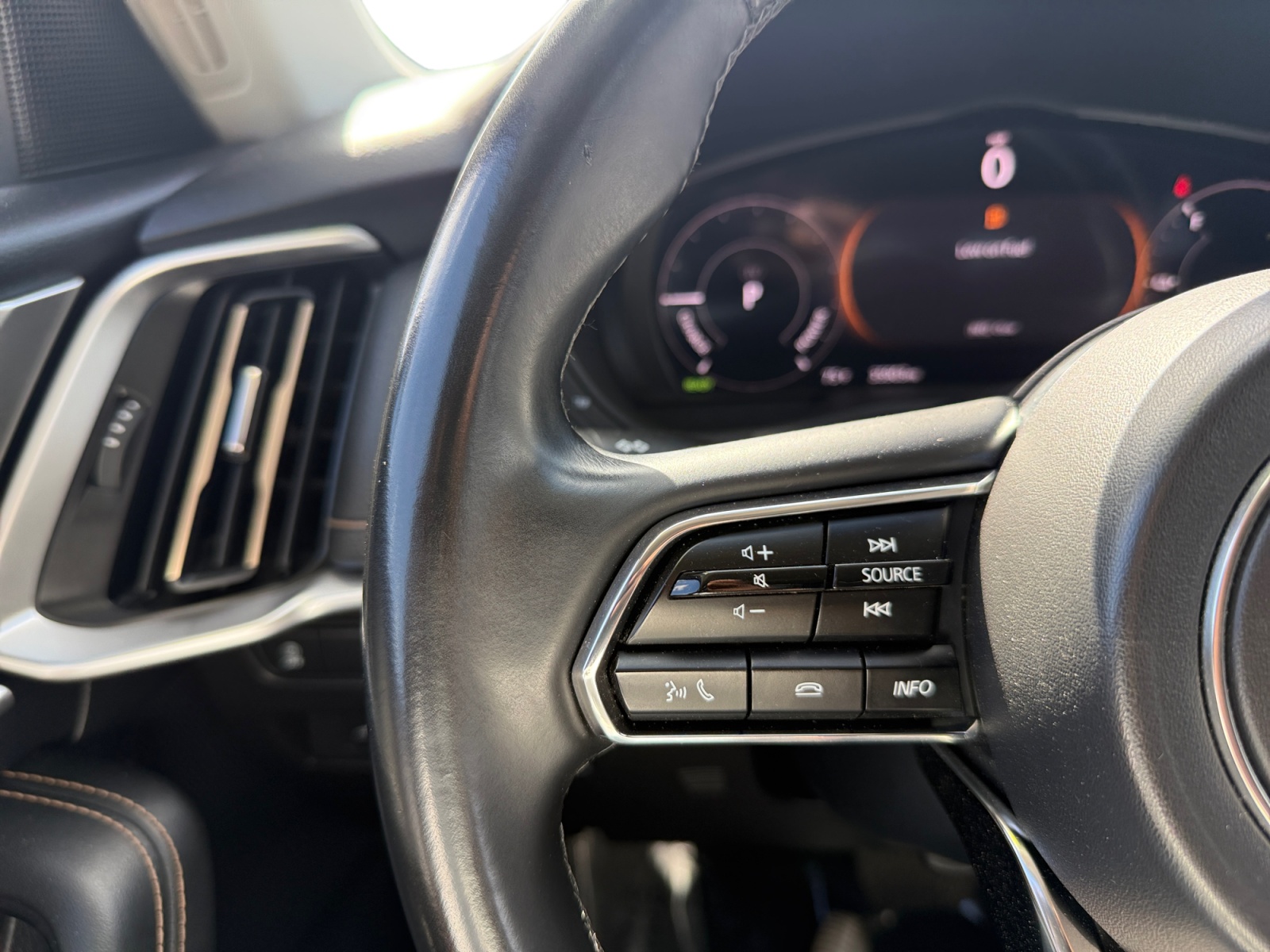 2024 Mazda CX-90 Preferred Package - Photo 12
