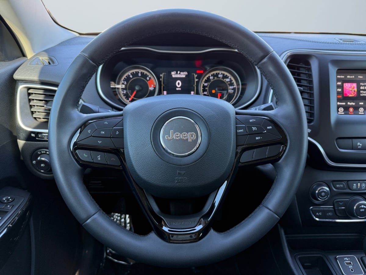 2020 Jeep Cherokee Latitude Plus - Photo 9