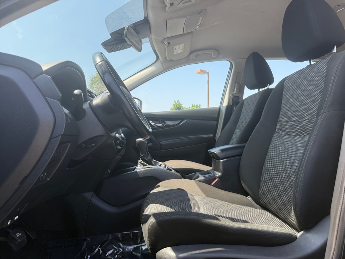 2022 Nissan Rogue Sport SV - Photo 16
