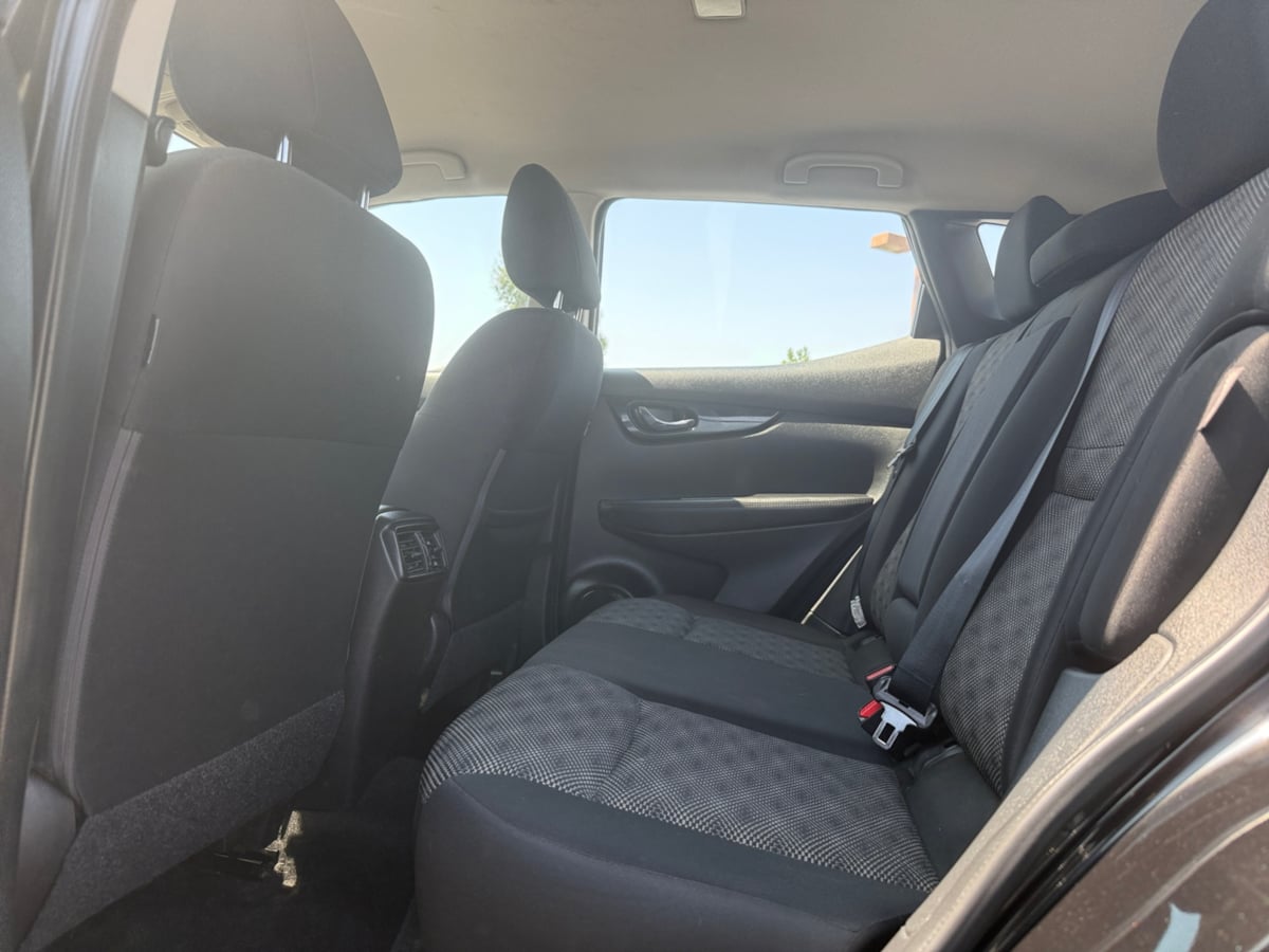 2022 Nissan Rogue Sport SV - Photo 17