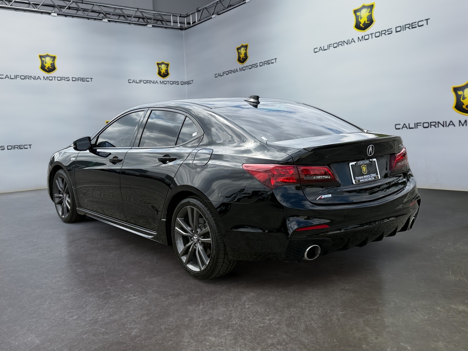 Acura TLX photo 3