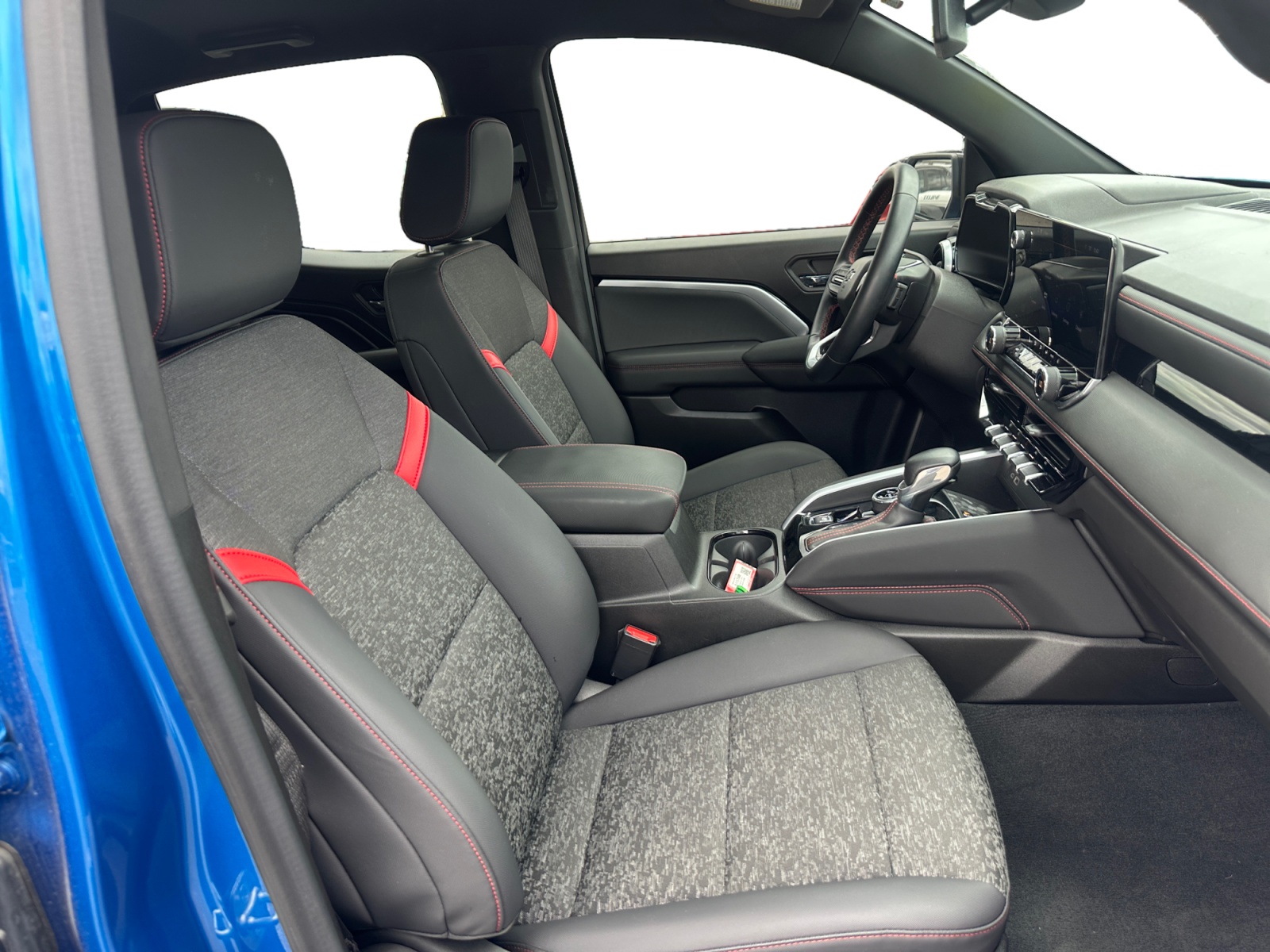 2024 Chevrolet Colorado Z71 - Photo 15