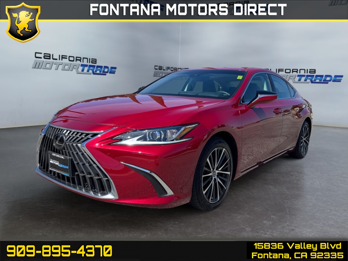 2024 Lexus ES 300h 300h's photo